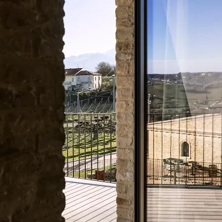 Torre Zambra Курортный комплекс Villamagna (Abruzzo)